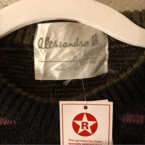 NWT vintage black patterned crew neck sweater - Picture 2 of 4